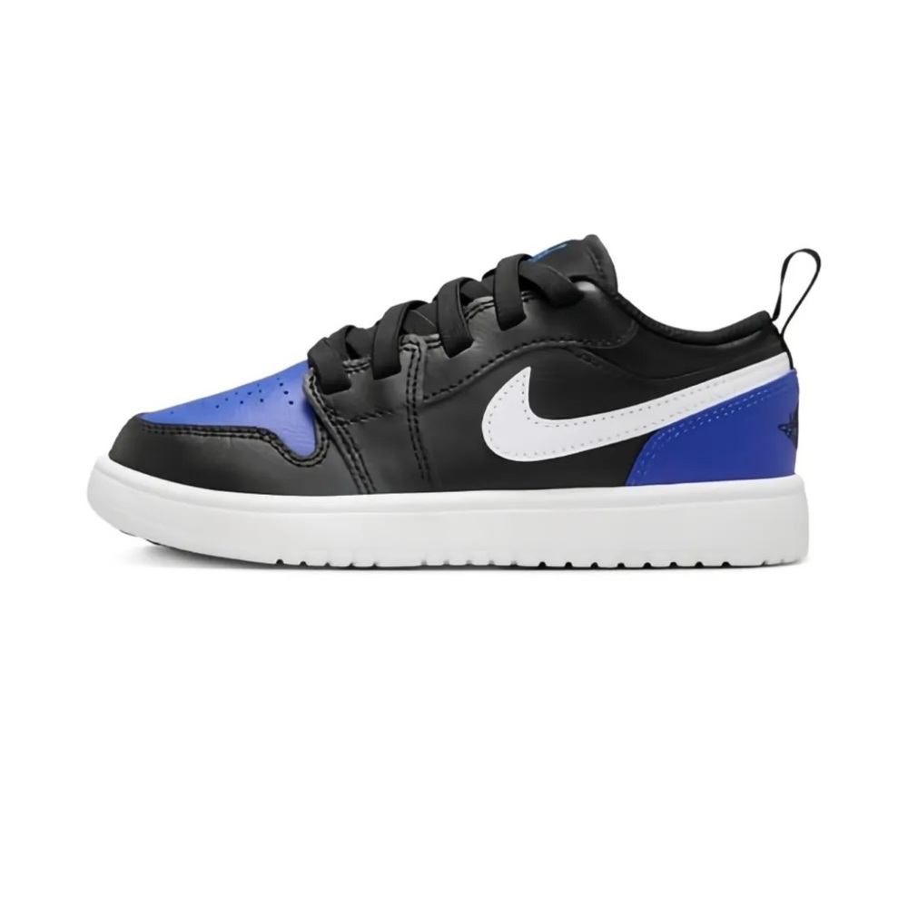 Nike Jordan Black and Blue Athletic 👟